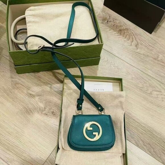 NIB Authentic Gucci Textured Calfskin Blondie Card Case on Strap GREEN - Picture 1 of 8